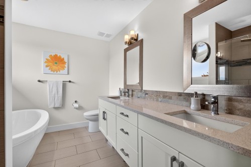 2425 Tallus Heights Drive, West Kelowna, BC 