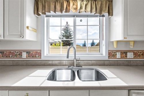1-310 6Th Avenue, Creston, BC 
