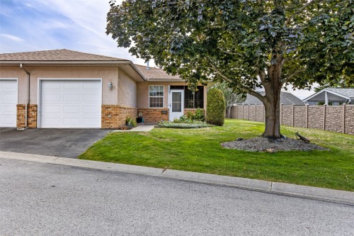 1-310 6th Avenue  Creston, BC V0B 1G3