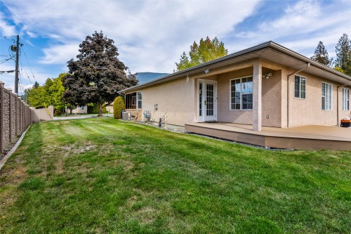 1-310 6Th Avenue, Creston, BC 