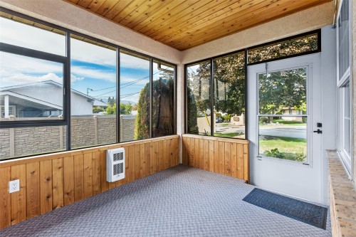 1-310 6Th Avenue, Creston, BC 