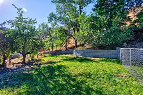 2257/2259 Valleyview Drive, Kamloops, BC 