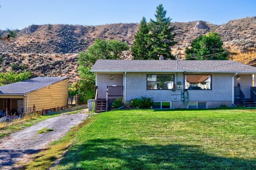 2257/2259 Valleyview Drive, Kamloops, BC 