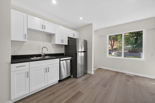 2257/2259 Valleyview Drive, Kamloops, BC 