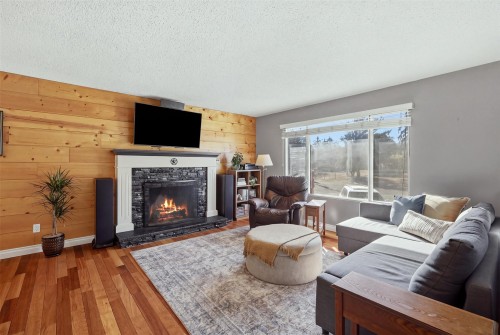 1580 Happyvale Place, Kamloops, BC 