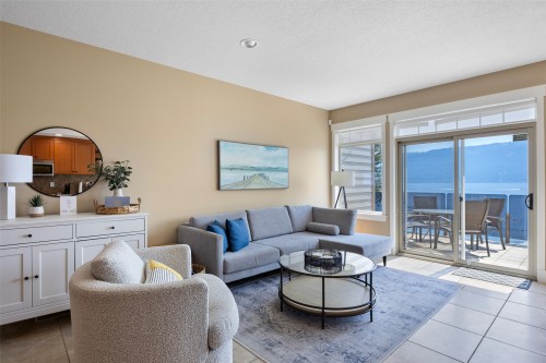 3-1959 Bristow Road, North Shuswap, BC 