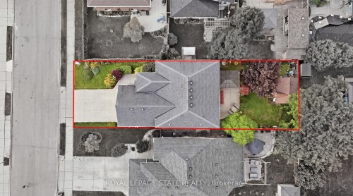 11 Redtail Crescent, Hamilton, ON 