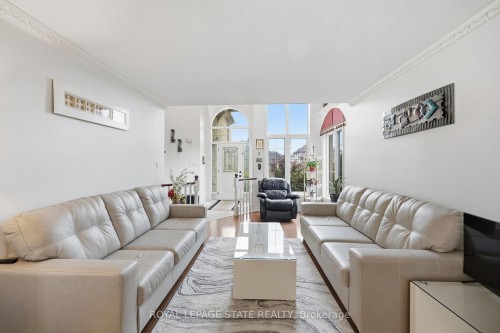 11 Redtail Crescent, Hamilton, ON 