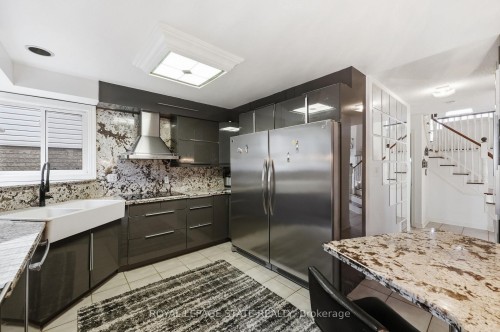11 Redtail Crescent, Hamilton, ON 