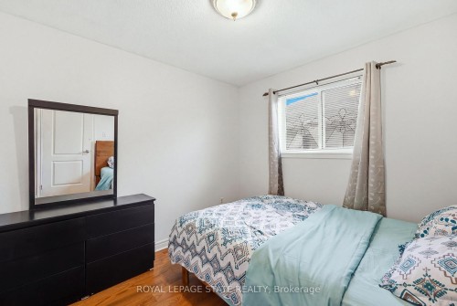 11 Redtail Crescent, Hamilton, ON 