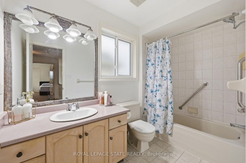 11 Redtail Crescent, Hamilton, ON 