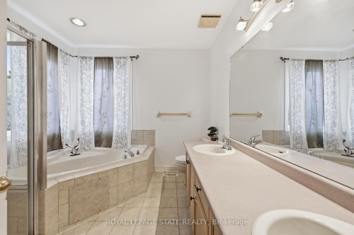 11 Redtail Crescent, Hamilton, ON 