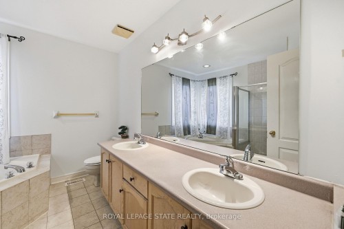 11 Redtail Crescent, Hamilton, ON 