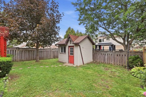 11 Redtail Crescent, Hamilton, ON 