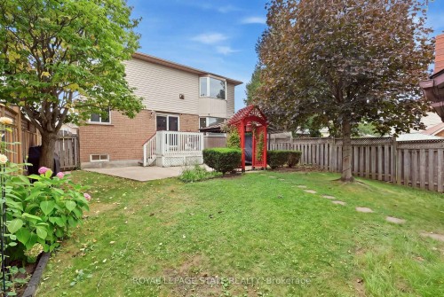 11 Redtail Crescent, Hamilton, ON 