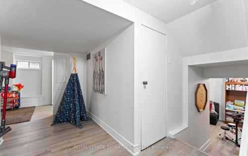 4045 Taffey Crescent, Mississauga, ON 