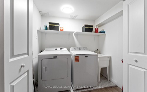 4045 Taffey Crescent, Mississauga, ON 