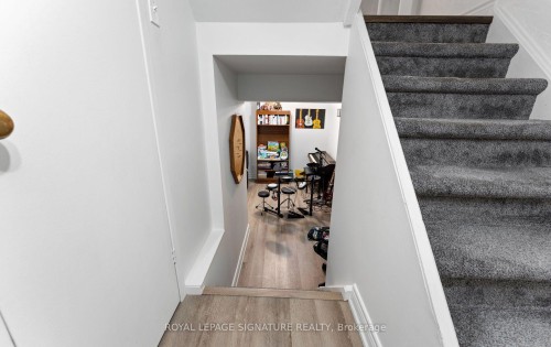 4045 Taffey Crescent, Mississauga, ON 