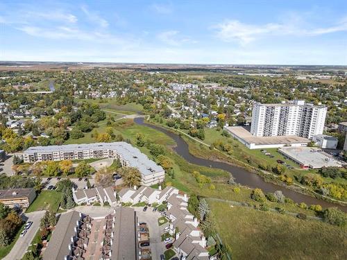 58-151 Greenway Cr, Winnipeg, MB 
