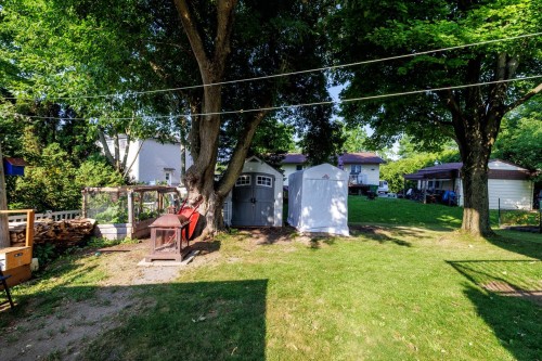 Cour - 241  - 243 Rue De La Paix, Saint-Clet, QC 