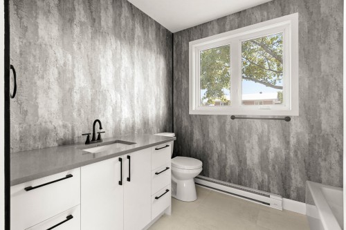 Salle de bains - 7640 Rue Émile-Fleury, Québec (Les Rivières), QC 