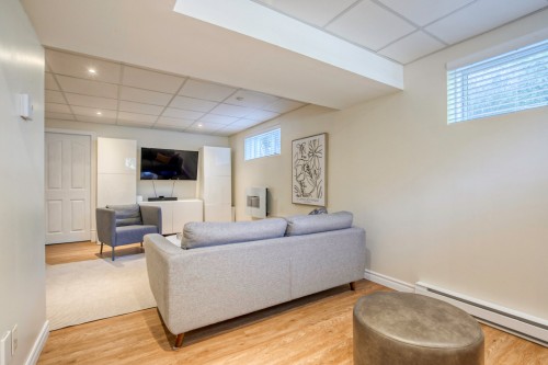 Salle familiale - 4055 Rue De L'Orchidée, Saint-Bruno-De-Montarville, QC 