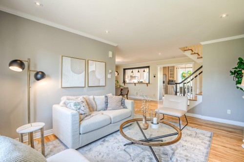 Salon - 4055 Rue De L'Orchidée, Saint-Bruno-De-Montarville, QC 