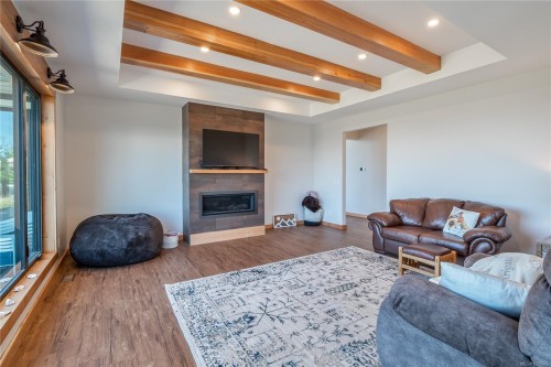 573 Horseshoe Rd, Gabriola Island, BC 