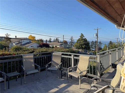 5400 Entwhistle Dr, Nanaimo, BC 