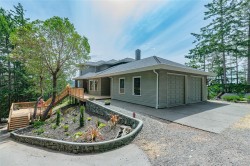 5000 Sooke Hanger Dr Sooke, BC V9Z 1M9