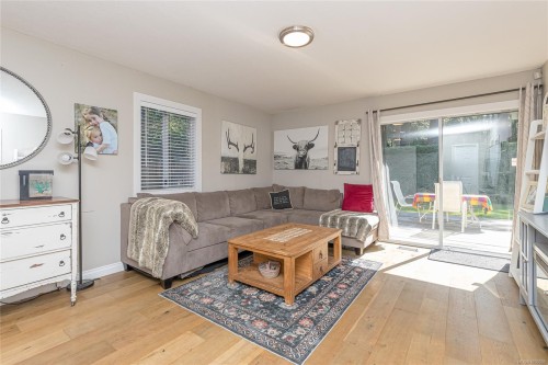 6535 Wicks Rd, Duncan, BC 