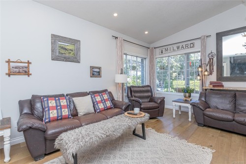 6535 Wicks Rd, Duncan, BC 