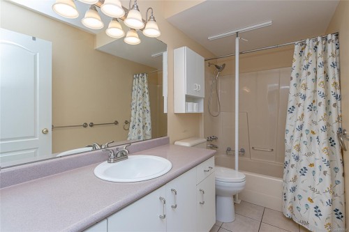 #204-300 Bundock Ave, Duncan, BC 