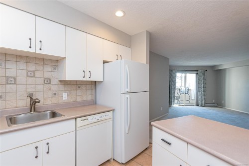 #204-300 Bundock Ave, Duncan, BC 