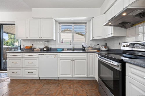 1083 26Th St, Courtenay, BC 