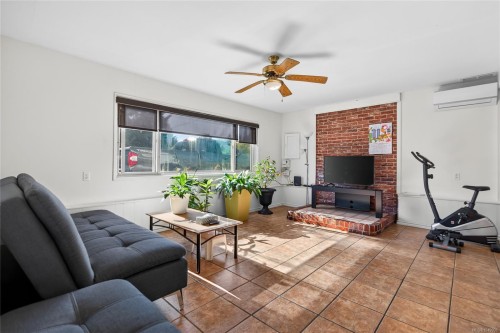 1083 26Th St, Courtenay, BC 