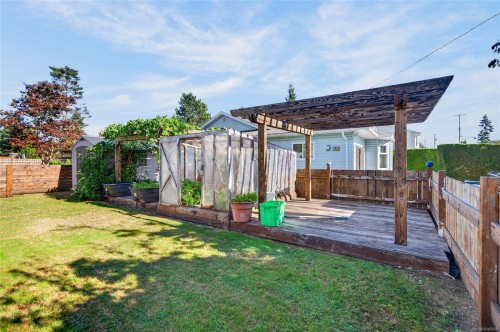 1083 26Th St, Courtenay, BC 