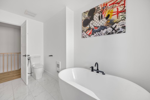 Salle de bains - 8530 Rue Siméon-Lamarche, Mirabel, QC 