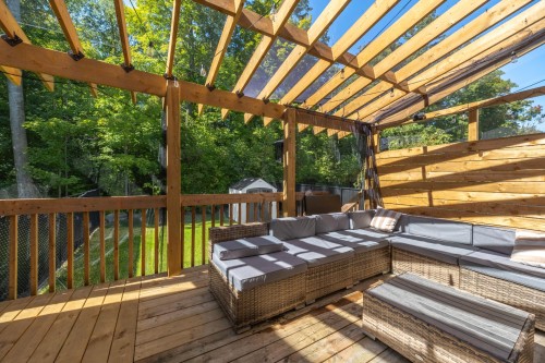 Balcon - 8530 Rue Siméon-Lamarche, Mirabel, QC 