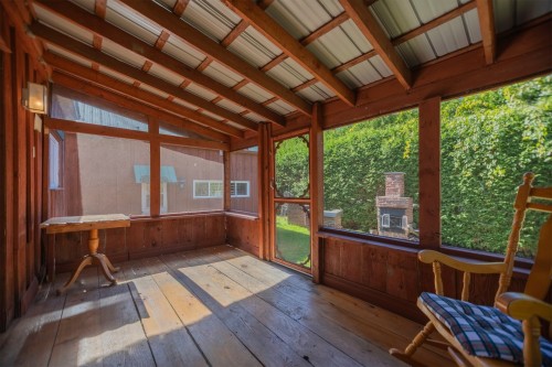 Véranda - 5056 Rue Ste-Thérèse, Contrecoeur, QC 