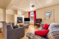 Salon - 