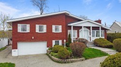 69 Ch. du Bord-du-Lac-Lakeshore Pointe-Claire, QC H9S 4H5