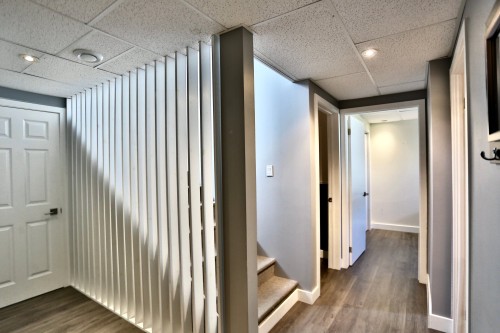 Escalier - 45 Rue Des Champs, Saint-Roch-De-L'Achigan, QC 
