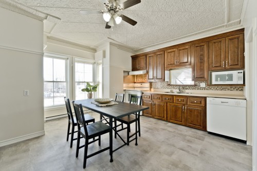 Cuisine - 169  - 179 Rue Court, Coaticook, QC 