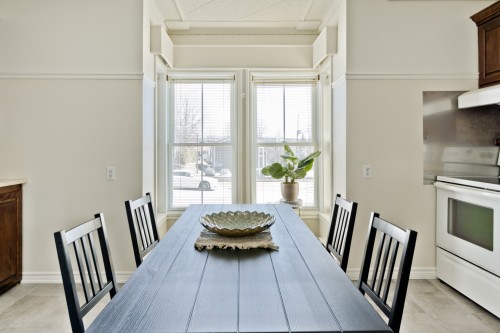 Salle à manger - 169  - 179 Rue Court, Coaticook, QC 