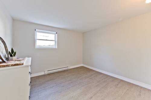 Chambre à coucher - 169  - 179 Rue Court, Coaticook, QC 