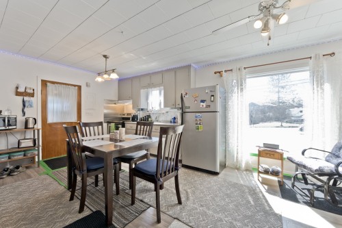 Cuisine - 169  - 179 Rue Court, Coaticook, QC 