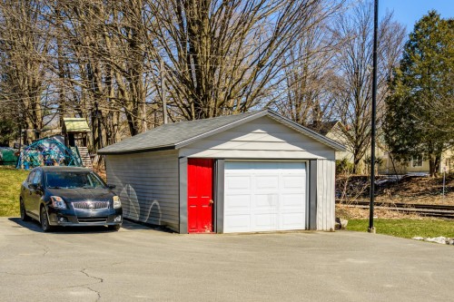 Garage - 169  - 179 Rue Court, Coaticook, QC 
