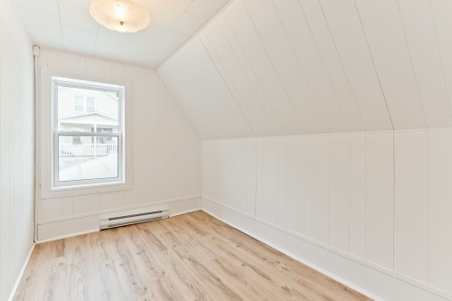 Chambre à coucher - 169  - 179 Rue Court, Coaticook, QC 
