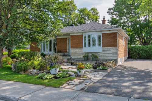 Façade - 186 Rue Filion, Laval (Sainte-Rose), QC 